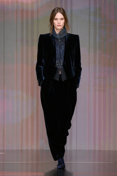 Look 44